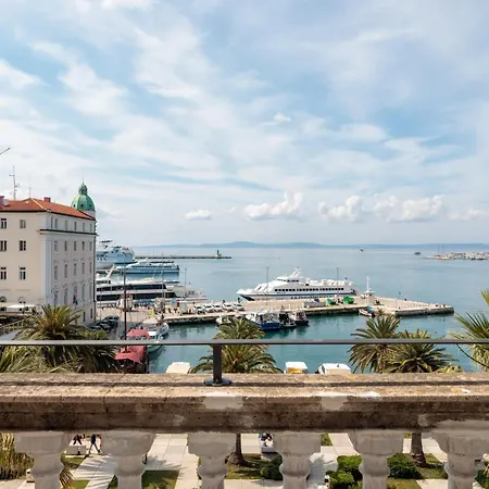 Imperial Riva * Split