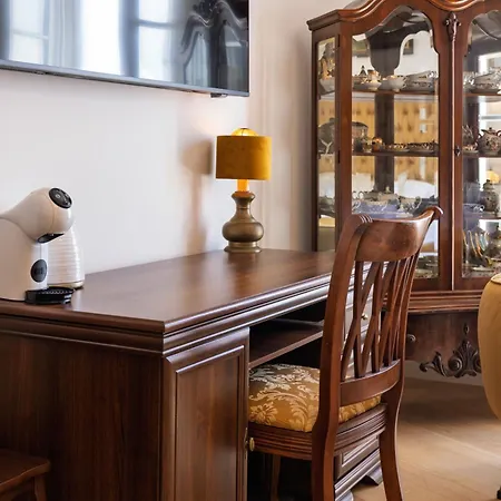 Imperial Riva Апартаменти *