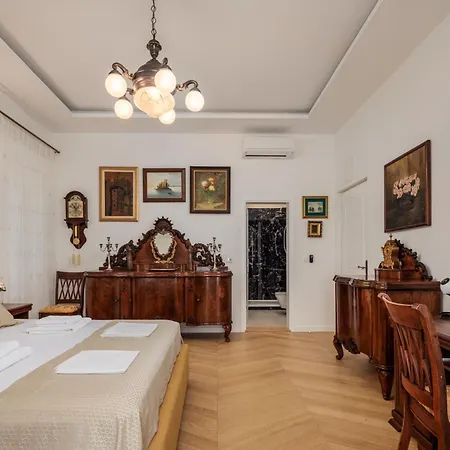 Апартаменти Imperial Riva Спліт