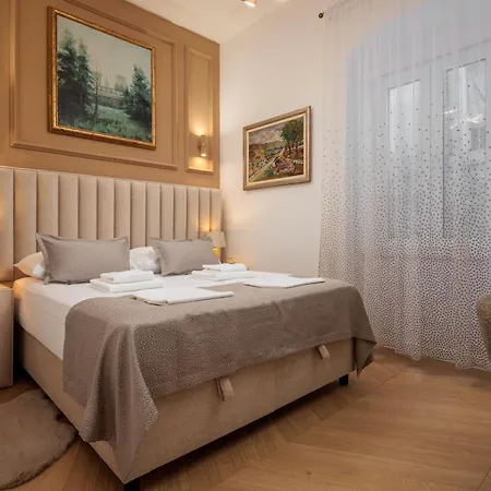 Imperial Riva Апартаменты Сплит